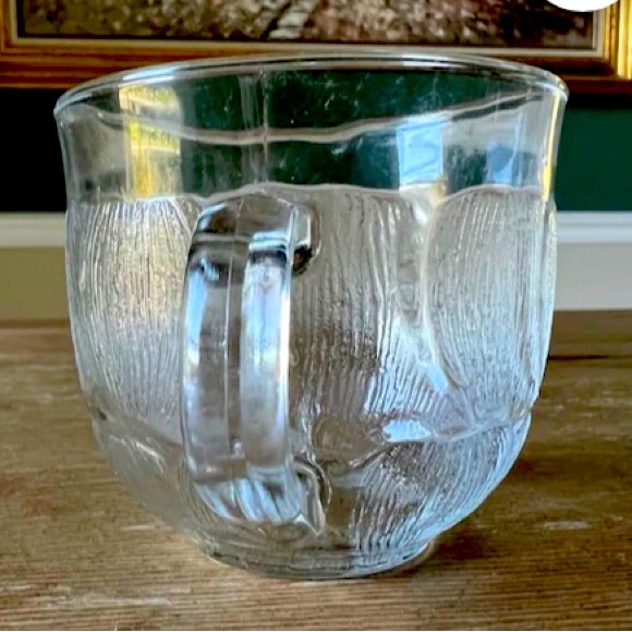 🔻Vintage🔻 1980s French Arcoroc Fleur/Flower Punch Bowl 24 Pc. Set. - Picture 7 of 12